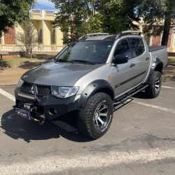 MITSUBISHI L 200 Triton 3.2 16V HPE 4X4 CABINE DUPLA TURBO DIESEL INTERCOOLER