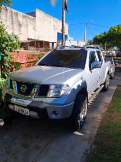 NISSAN Frontier 2.5 4X4 LE CABINE DUPLA TURBO DIESEL AUTOMTICO