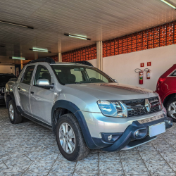 RENAULT Duster Oroch 1.6 16V 4P FLEX EXPRESSION