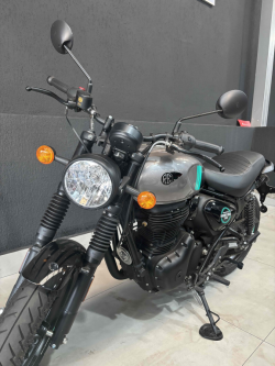 ROYAL ENFIELD Hunter 350 