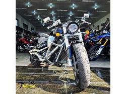 SUZUKI Boulevard M 800 