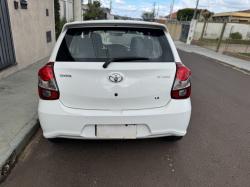 TOYOTA Etios Hatch 1.3 16V 4P FLEX X AUTOMTICO