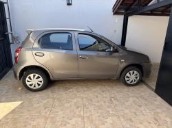 TOYOTA Etios Hatch 1.3 16V 4P FLEX X AUTOMTICO
