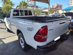 TOYOTA Hilux Caminhonete 2.8 4X4 DIESEL CABINE SIMPLES