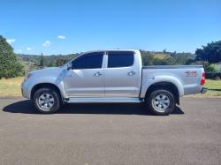 TOYOTA Hilux Caminhonete 3.0 4P 4X4 SRV TURBO DIESEL TOP CABINE DUPLA AUTOMTICO