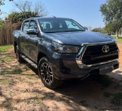 TOYOTA Hilux Caminhonete 2.8 16V SRV 4X4 DIESEL CABINE DUPLA AUTOMTICO