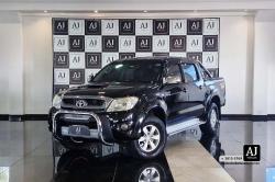 TOYOTA Hilux Caminhonete 3.0 4P 4X4 SRV TURBO DIESEL CABINE DUPLA AUTOMTICO