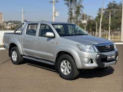 TOYOTA Hilux Caminhonete 2.7 16V 4P SR FLEX CABINE DUPLA AUTOMTICO