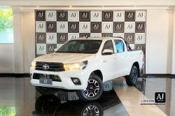 TOYOTA Hilux Caminhonete 2.8 4P 4X4 DIESEL CABINE DUPLA