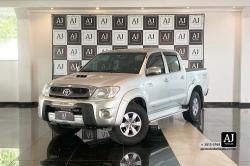 TOYOTA Hilux Caminhonete 3.0 4P 4X4 SRV TURBO DIESEL CABINE DUPLA AUTOMTICO