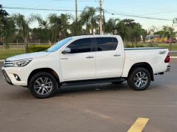TOYOTA Hilux Caminhonete 2.8 16V SRX 4X4 TURBO DIESEL CABINE DUPLA AUTOMTICO