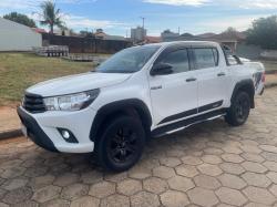 TOYOTA Hilux Caminhonete 2.8 16V 4P SR 4X4 DIESEL CHALLENGE CABINE DUPLA AUTOMTICO