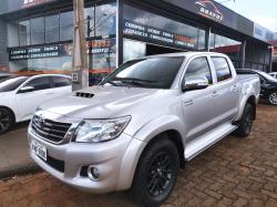 TOYOTA Hilux Caminhonete 3.0 4P 4X4 SRV TURBO DIESEL CABINE DUPLA AUTOMTICO