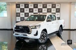 TOYOTA Hilux Caminhonete 2.8 16V SRV 4X4 DIESEL CABINE DUPLA AUTOMTICO