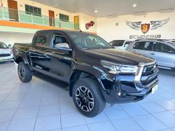 TOYOTA Hilux Caminhonete 2.8 16V SRX PLUS 4X4 TURBO DIESEL CABINE DUPLA AUTOMTICO