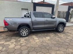 TOYOTA Hilux Caminhonete 2.8 16V SRX 4X4 TURBO DIESEL CABINE DUPLA AUTOMTICO