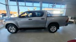 TOYOTA Hilux Caminhonete 2.8 4P 4X4 DIESEL CABINE DUPLA
