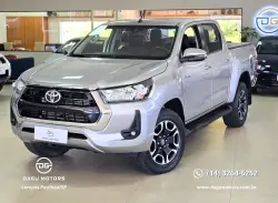 TOYOTA Hilux Caminhonete 2.8 16V SRV 4X4 DIESEL CABINE DUPLA AUTOMTICO