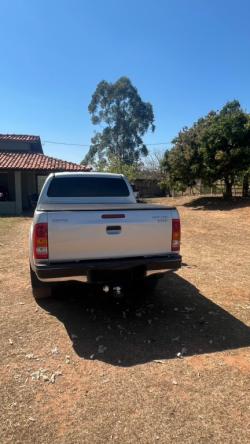 TOYOTA Hilux Caminhonete 3.0 16V 4P 4X4 SRV TURBO DIESEL CABINE DUPLA AUTOMTICO
