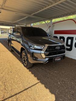 TOYOTA Hilux Caminhonete 2.8 16V 4P SRX DIESEL CABINE DUPLA