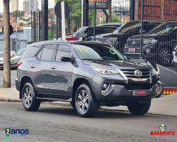 TOYOTA Hilux SW4 2.7 16V 4P FLEX SRV 7 LUGARES AUTOMTICO