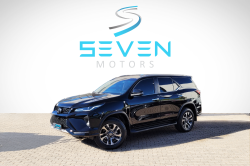 TOYOTA Hilux SW4 2.8 4P SRX 4X4 TURBO DIESEL AUTOMTICO