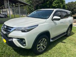 TOYOTA Hilux SW4 2.8 16V 4P SRX 4X4 7 LUGARES TURBO DIESEL AUTOMTICO