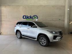 TOYOTA Hilux SW4 2.8 16V 4P SRX 4X4 7 LUGARES TURBO DIESEL AUTOMTICO