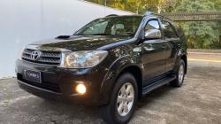 TOYOTA Hilux SW4 3.0 16V 4P SRV 4X4 7 LUGARES TURBO DIESEL AUTOMTICO