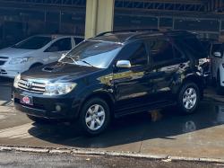 TOYOTA Hilux SW4 3.0 16V 4P SRV 4X4 7 LUGARES TURBO DIESEL AUTOMTICO