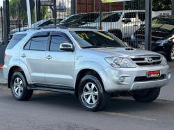 TOYOTA Hilux SW4 3.0 16V 4P SR 4X4 TURBO DIESEL AUTOMTICO