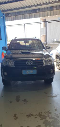 TOYOTA Hilux SW4 3.0 16V 4P SRV 4X4 7 LUGARES TURBO DIESEL AUTOMTICO