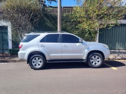 TOYOTA Hilux SW4 3.0 16V 4P SRV 4X4 TURBO DIESEL AUTOMÁTICO