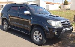 TOYOTA Hilux SW4 3.0 V6 12V 4P SRV 4X4 TURBO DIESEL AUTOMTICO