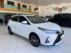 TOYOTA Yaris Hatch 1.5 16V 4P FLEX XLS MULTIDRIVE AUTOMTICO CVT