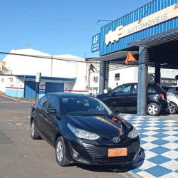 TOYOTA Yaris Sedan 1.5 16V 4P FLEX XL LIVE MULTIDRIVE AUTOMTICO CVT