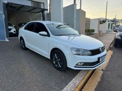 VOLKSWAGEN Jetta 2.0 4P CONFORTLINE FLEX