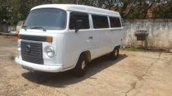 VOLKSWAGEN Kombi 1.4 FLEX STD 9 LUGARES