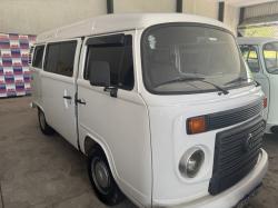 VOLKSWAGEN Kombi 1.4 FLEX STD 9 LUGARES