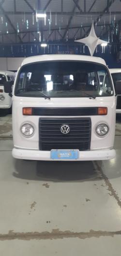 VOLKSWAGEN Kombi 1.4 FLEX STD 9 LUGARES