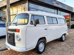 VOLKSWAGEN Kombi 1.4 FLEX STD 9 LUGARES