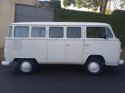 VOLKSWAGEN Kombi 1.6 STD 9 LUGARES