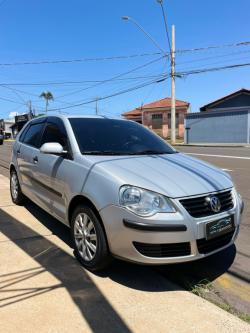 VOLKSWAGEN Polo Hatch 1.6 4P FLEX