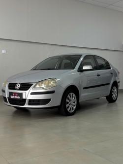 VOLKSWAGEN Polo Sedan 1.6 4P CONFORTLINE