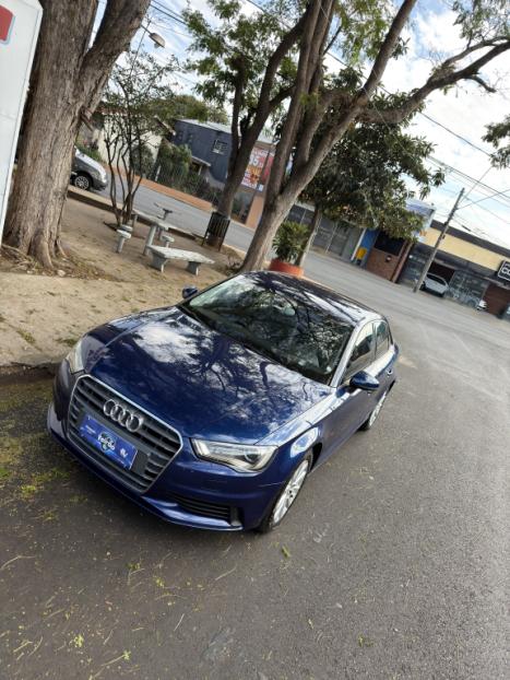 AUDI A3 1.4 16V 4P TFSI ATTRACTION S-TRONIC AUTOM�TICO, Foto 3