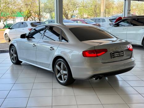 AUDI A4 1.8 4P TFSI ATTRACTION MULTITRONIC AUTOMÁTICO, Foto 4