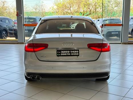 AUDI A4 1.8 4P TFSI ATTRACTION MULTITRONIC AUTOMÁTICO, Foto 5