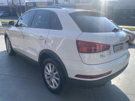 AUDI Q3 1.4 4P FLEX TFSI AMBIENTE S-TRONIC AUTOM�TICO, Foto 2