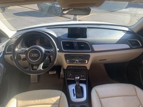AUDI Q3 1.4 4P FLEX TFSI AMBIENTE S-TRONIC AUTOM�TICO, Foto 3