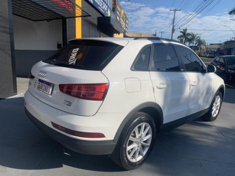 AUDI Q3 1.4 4P FLEX TFSI AMBIENTE S-TRONIC AUTOM�TICO, Foto 5